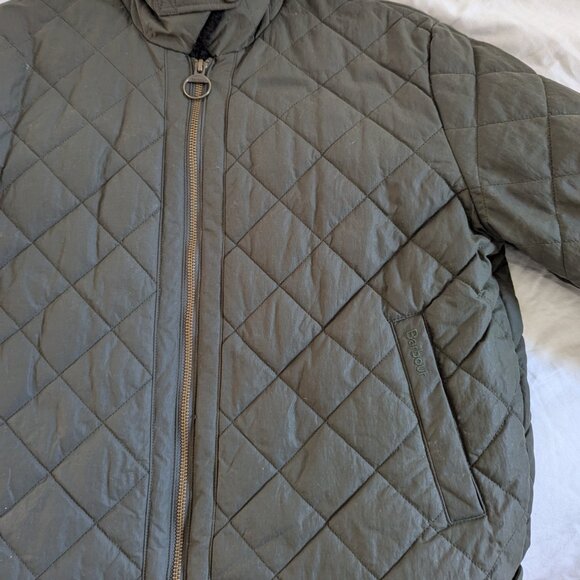 Barbour Quilted Puffer Jacket with Black Collar - Picture 6 of 10